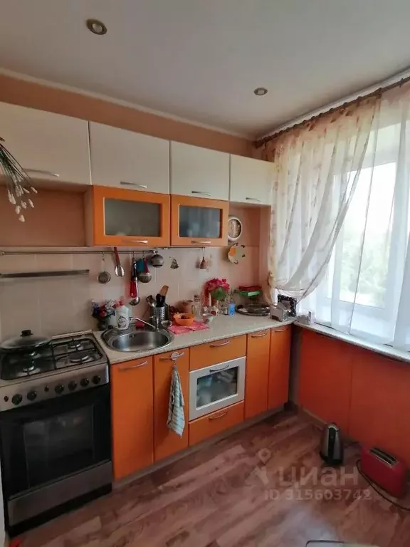 2-к кв. Омская область, Омск просп. Мира, 34А (43.0 м) - Фото 2