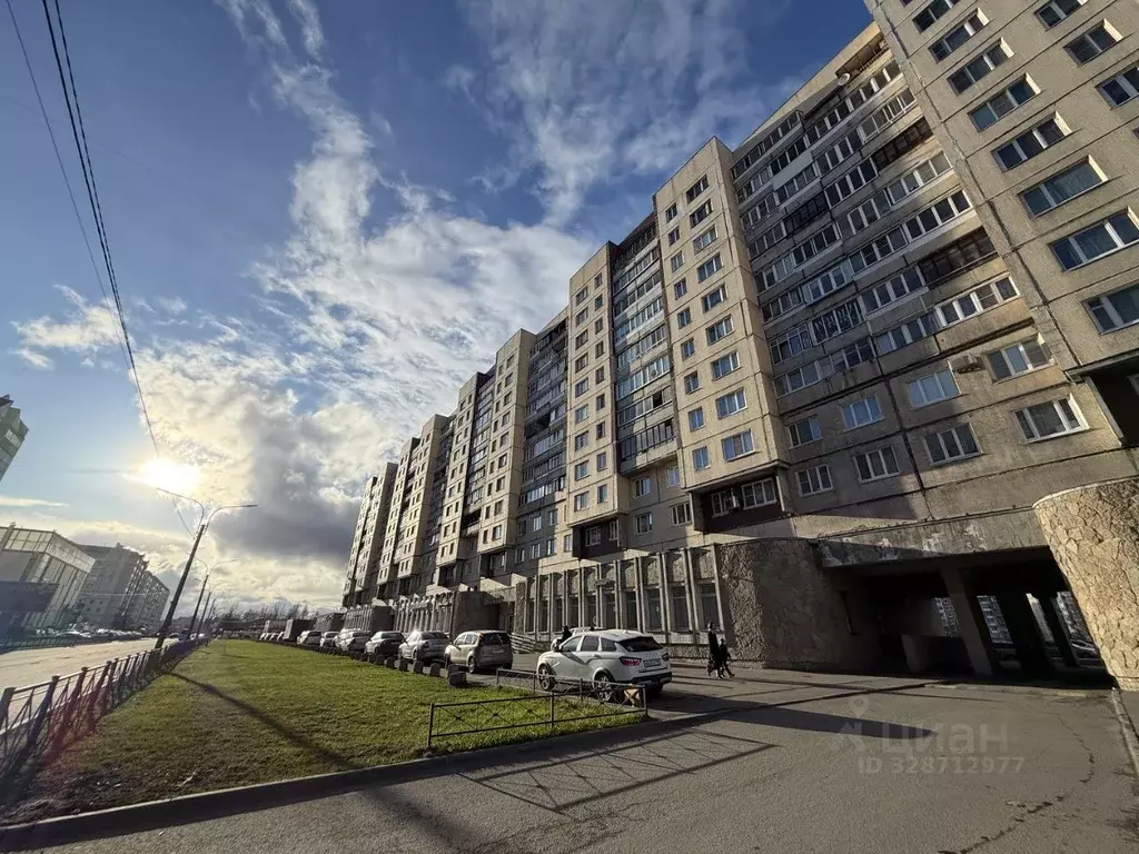 3-к кв. Санкт-Петербург, Санкт-Петербург, Колпино ул. Ижорского ... - Фото 1