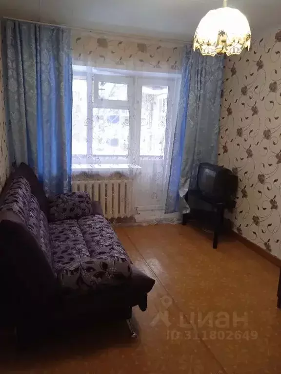 2-к кв. Кировская область, Кирово-Чепецк просп. Кирова, 26 (41.0 м) - Фото 1