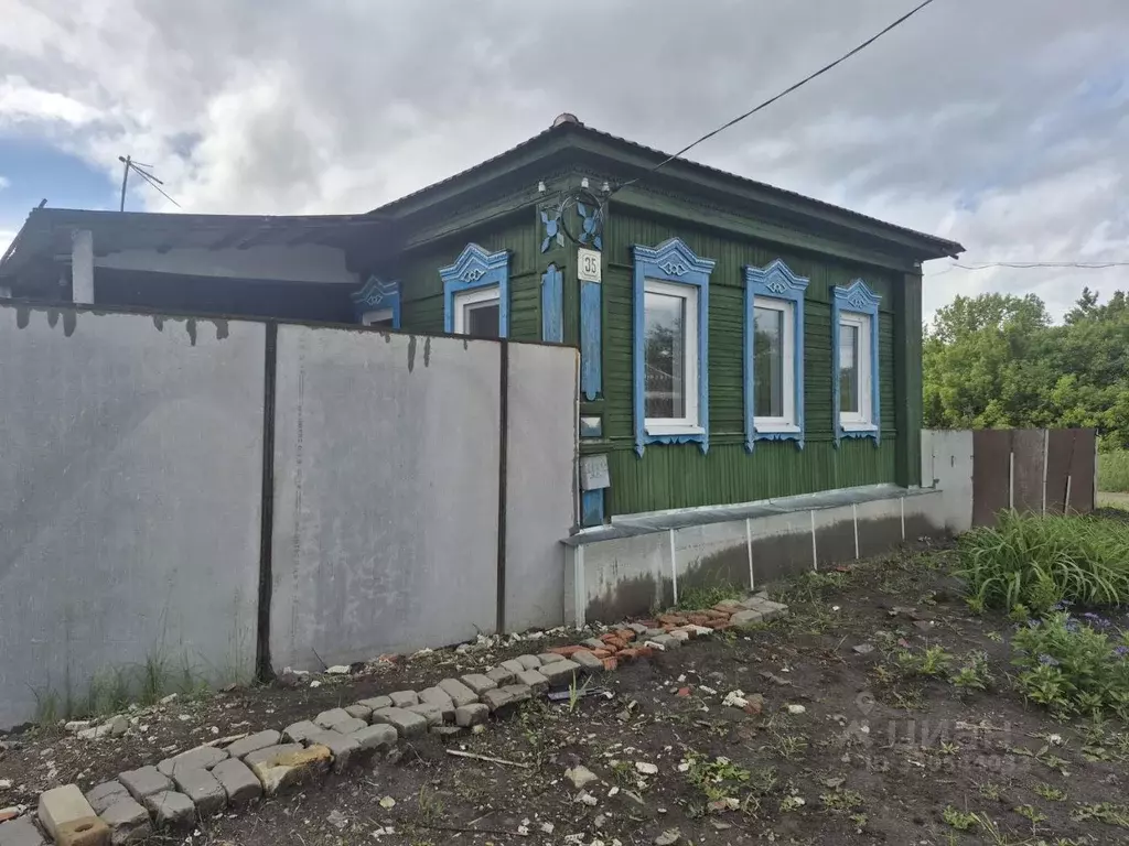 Дом в Саратовская область, Петровск ул. Спартака, 35 (56 м) - Фото 1