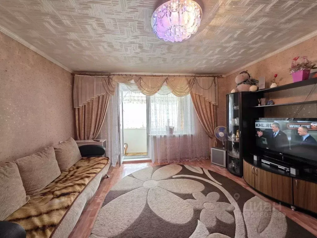 2-к кв. Челябинская область, Чебаркуль ул. Ленина, 33А (49.5 м) - Фото 1