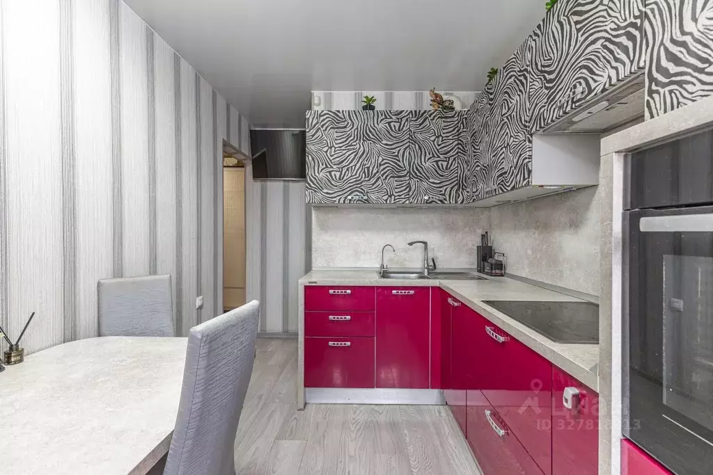 3-к кв. Курганская область, Курган Заозерный жилрайон, 2-й мкр, 29 ... - Фото 2