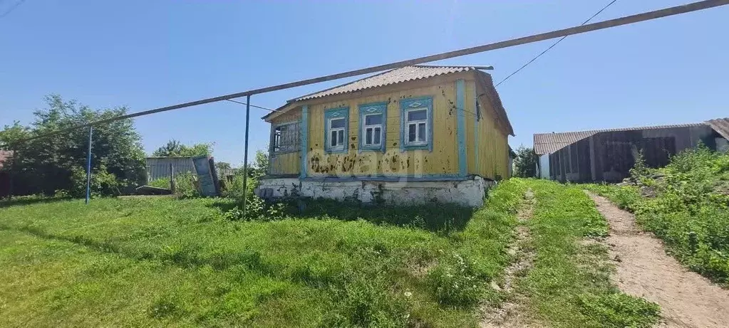 Участок в Белгородская область, Новооскольский муниципальный округ, с. ... - Фото 0