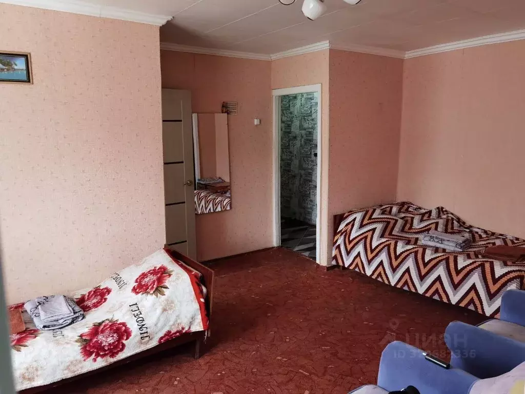 2-к кв. Магаданская область, Ягодное пгт ул. Спортивная, 21 (46.0 м) - Фото 1