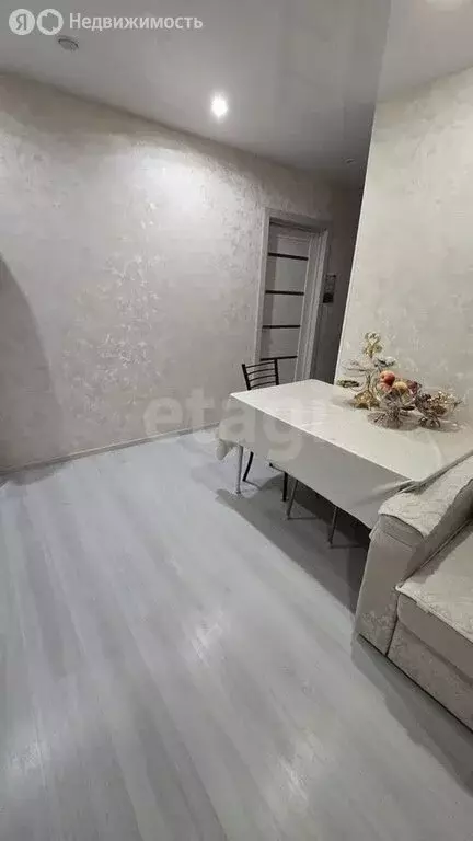 3-комнатная квартира: Самара, проспект Кирова, 188 (59 м) - Фото 2