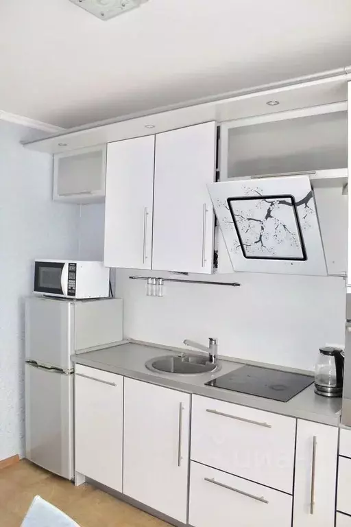 2-к кв. Московская область, Красногорск ул. Имени Зверева, 4 (55.0 м) - Фото 0