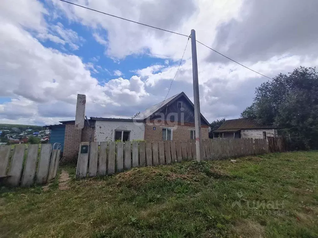 Дом в Башкортостан, Аургазинский район, с. Толбазы ул. Кирова (93 м) - Фото 1