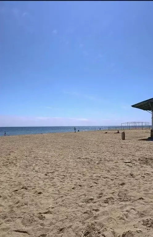 Участок в Крым, Сакский район, Штормовское с/пос, с. Приветное ул. ... - Фото 1