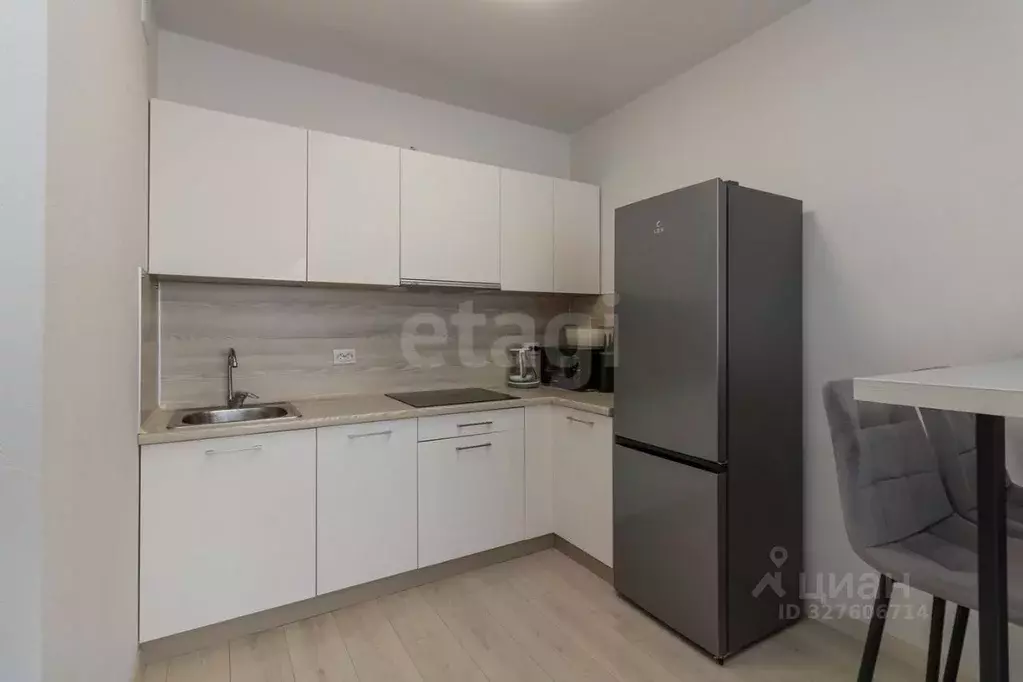 1-к кв. Тюменская область, Тюмень ул. Тимофея Чаркова, 91 (44.6 м) - Фото 1