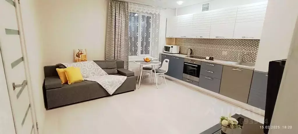 1-к кв. Татарстан, Казань ул. Азата Аббасова, 13 (40.0 м) - Фото 2