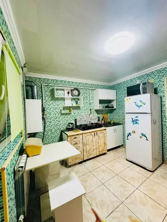 Дом в Крым, Алушта ул. Горького, 27 (30 м) - Фото 2