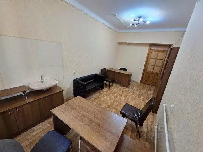Офис в Севастополь ул. Кулакова, 58 (20 м) - Фото 1