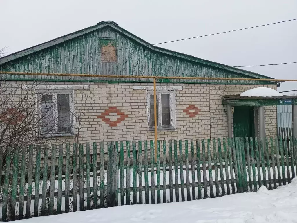 Дом в Мордовия, Краснослободский район, Старозубаревское с/пос, д. ... - Фото 0