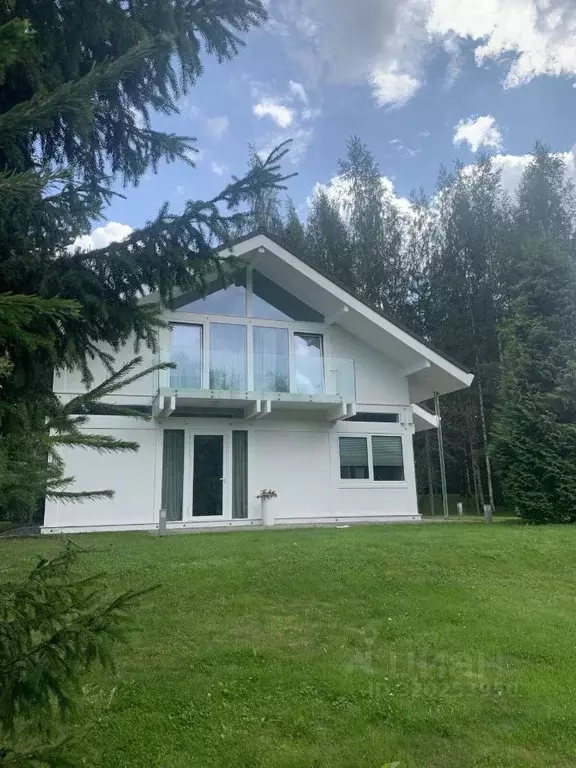 Коттедж в Ленинградская область, Всеволожский район, Бугровское ... - Фото 1