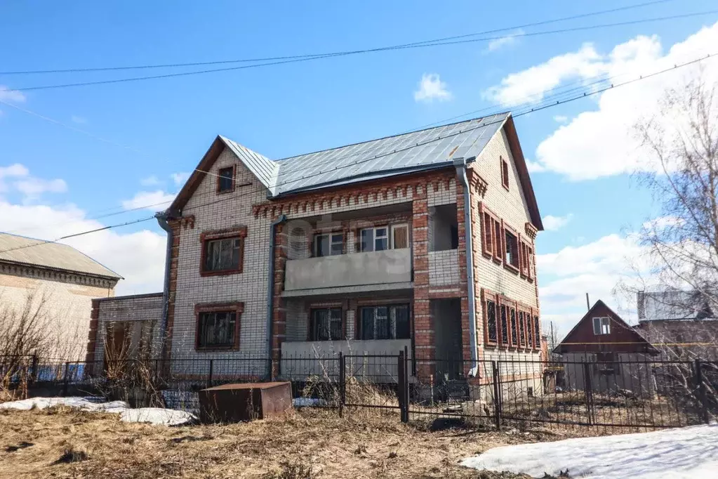 Дом в Алтайский край, Барнаул Авиатор мкр, ул. Осенняя, 5 (290 м) - Фото 1