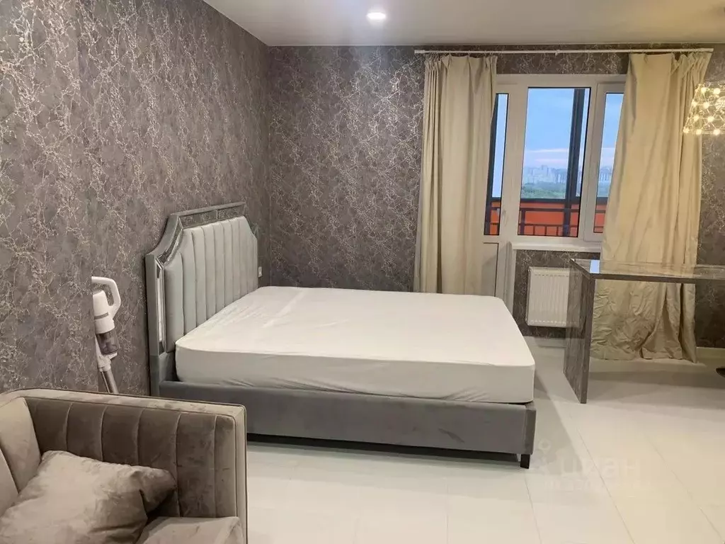 Студия Татарстан, Казань ул. Бари Галеева, 8Ак1 (30.0 м) - Фото 1