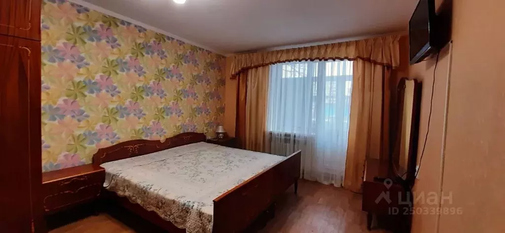 2-к кв. Крым, Симферополь ул. Тренева, 13 (60.0 м) - Фото 1