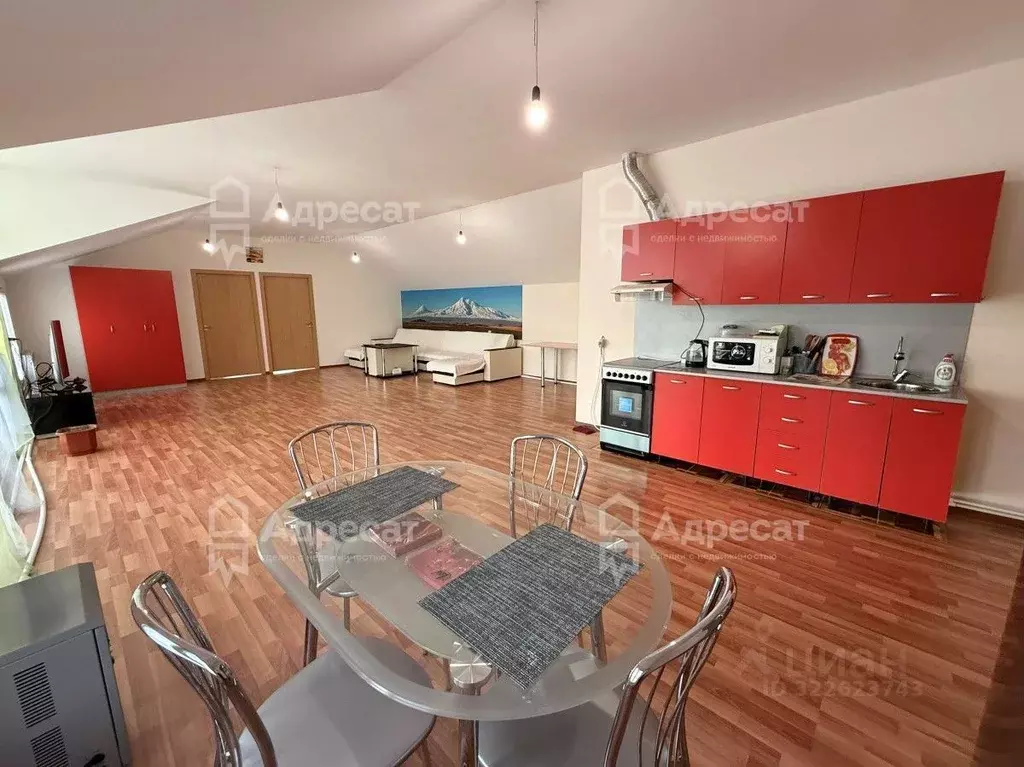 Дом в Волгоградская область, Волгоград ул. Семенова-Тян-Шанского (130 ... - Фото 1