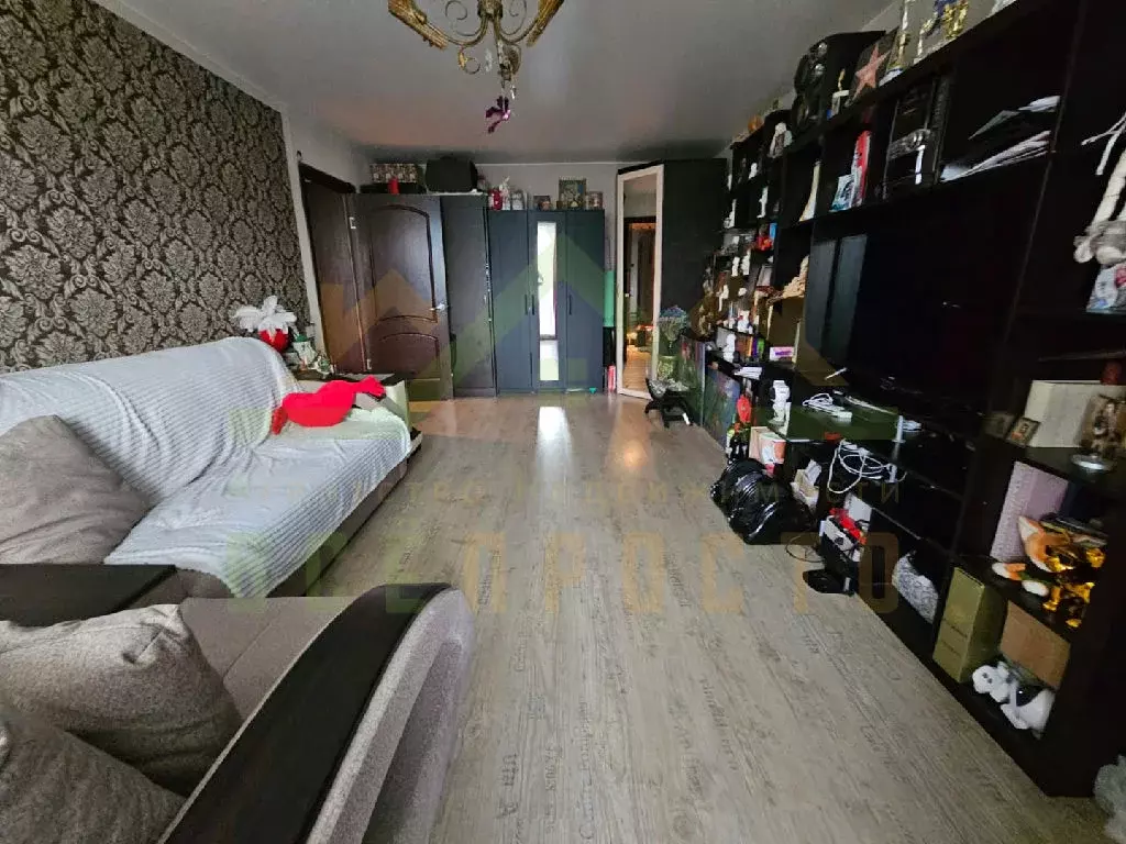 Продается 3-комнатная квартира - Фото 1