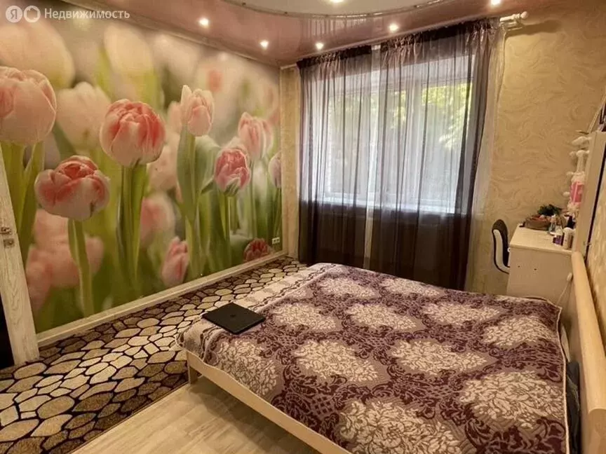 2-комнатная квартира: Таганрог, улица 4-я Линия, 4 (78 м) - Фото 1