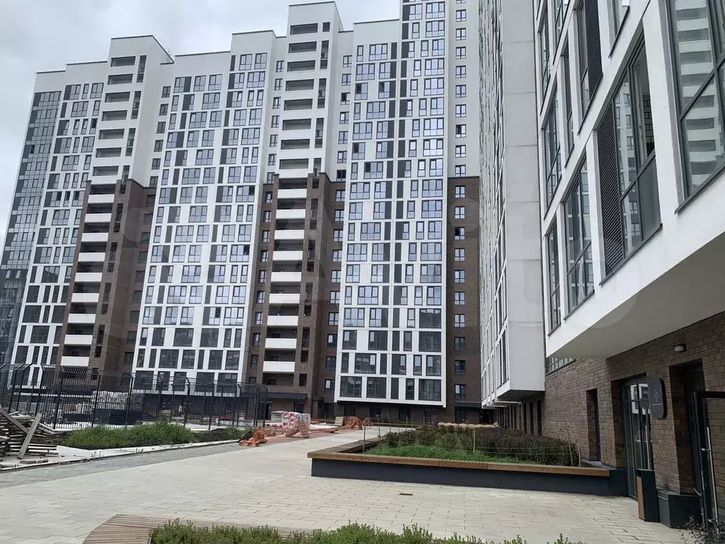 Своб. планировка, 62 м, 17/20 эт. - Фото 1