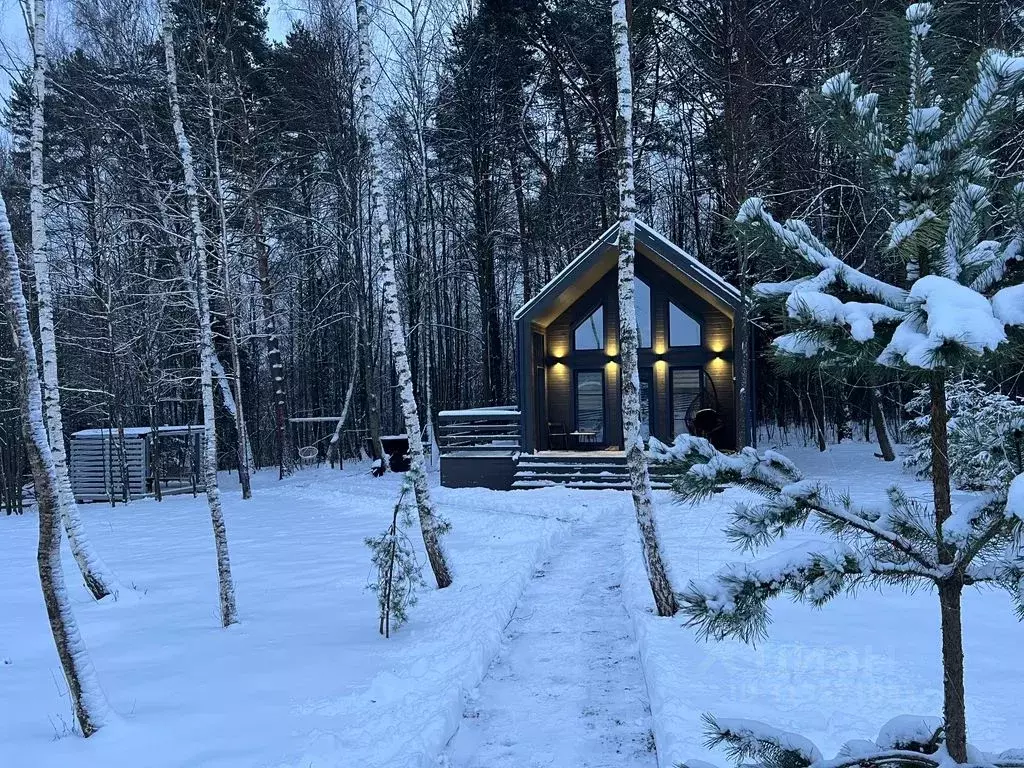 Дом в Московская область, Серпухов городской округ, Лисенки-3 тер. 13 ... - Фото 1