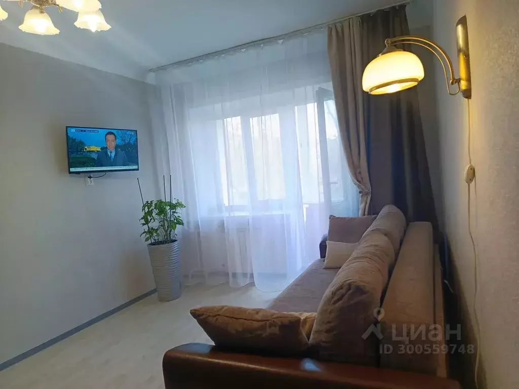 1-к кв. Иркутская область, Иркутск ул. 5-й Армии, 61 (30.0 м) - Фото 0