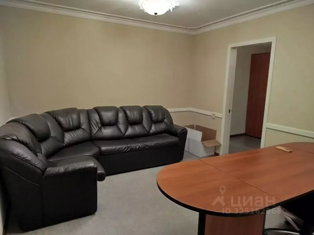 Помещение свободного назначения в Саратовская область, Саратов ул. ... - Фото 1