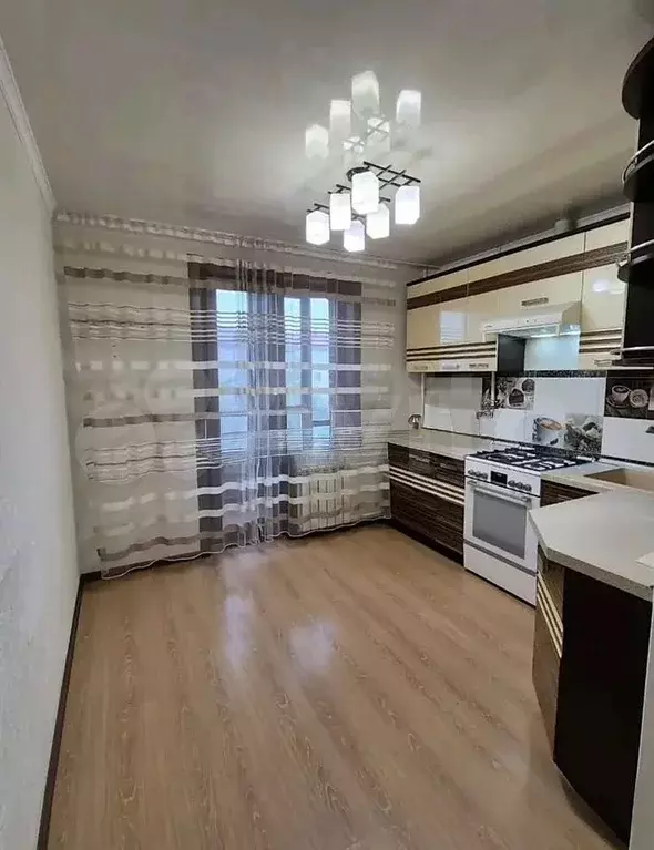 2-к. квартира, 56,5 м, 2/8 эт. - Фото 0