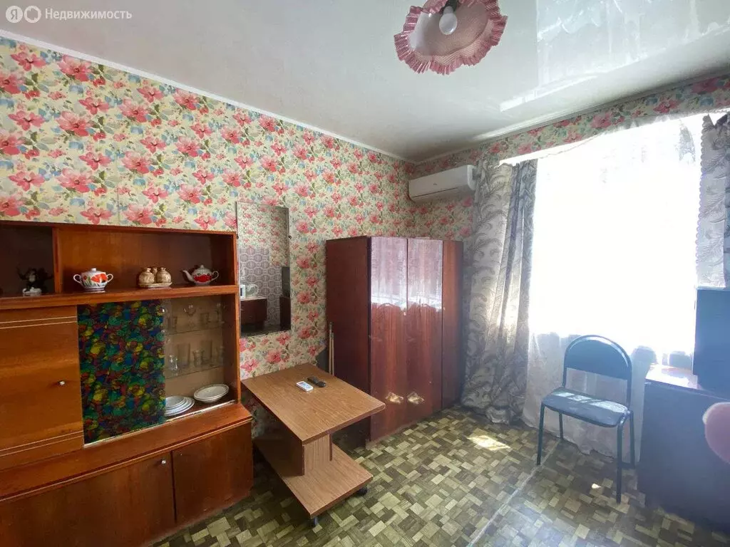 1к в 6-комнатной квартире (13 м) - Фото 0