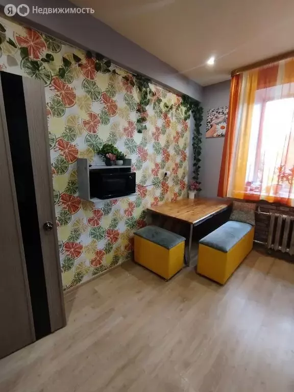 2-комнатная квартира: Клинцы, Октябрьская улица, 7 (60.6 м) - Фото 2
