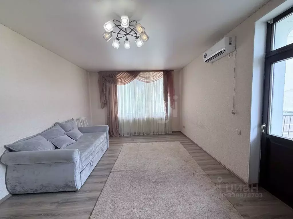 1-к кв. Крым, Симферополь ул. Ковыльная (56.0 м) - Фото 1