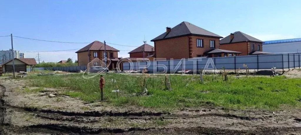Участок в Тюменская область, Тюмень Велижанский мкр, ул. Буровиков ... - Фото 0