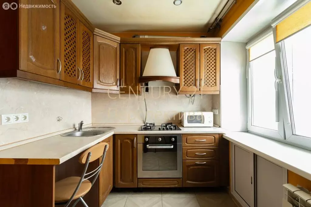 2-комнатная квартира: посёлок городского типа Октябрьский, Дорожная ... - Фото 2