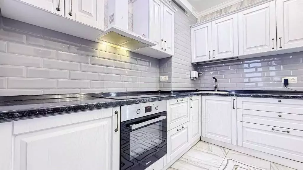 2-к кв. Иркутская область, Иркутск ул. Декабрьских Событий, 31 (66.7 ... - Фото 1