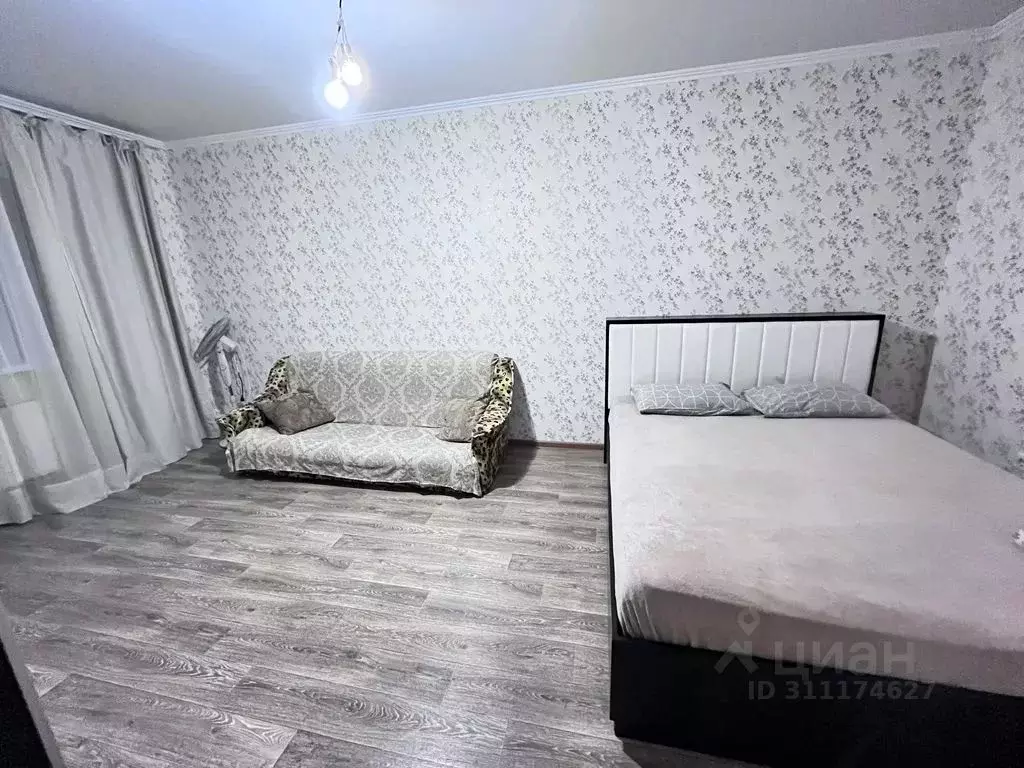 1-к кв. Тюменская область, Тюмень ул. Дружбы, 73к1 (37.0 м) - Фото 1