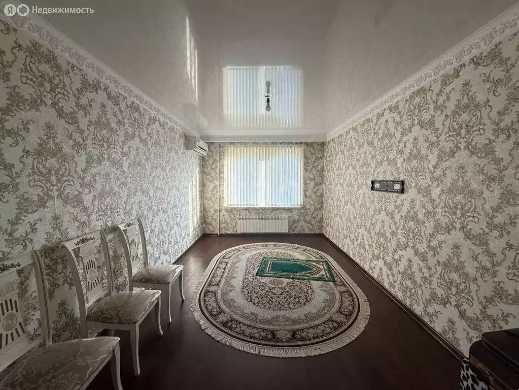 3-комнатная квартира: Баксан, улица Мира, 2 (68.7 м) - Фото 1