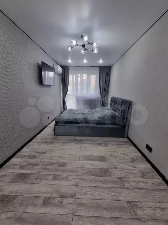 1-к. квартира, 38 м, 5/9 эт. - Фото 0