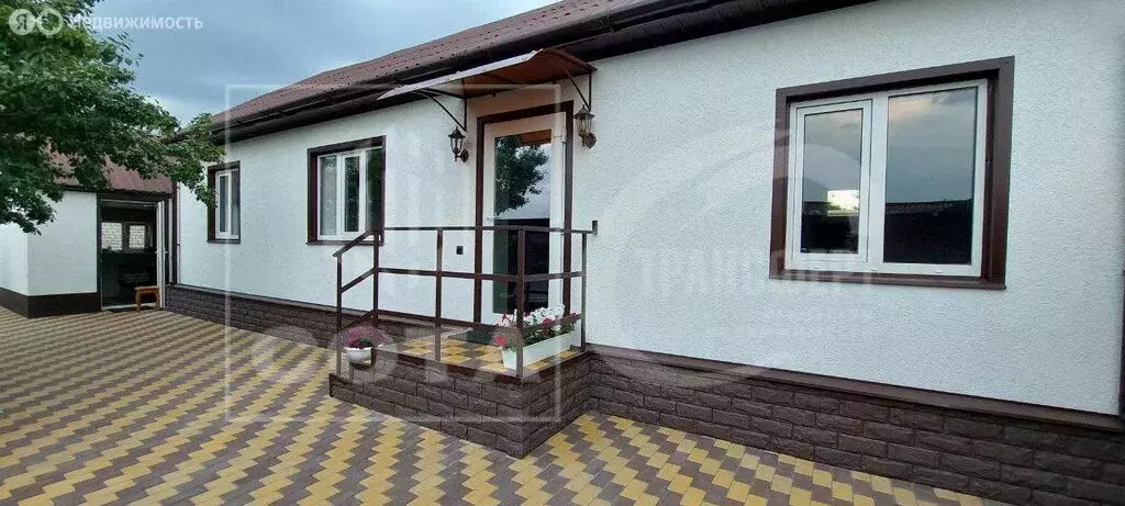 Дом в посёлок Отрадное, Октябрьская улица, 109 (70 м) - Фото 1
