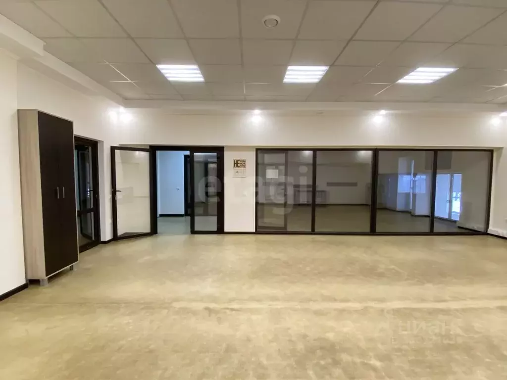 Офис в Саратовская область, Энгельс просп. Строителей, 30А (154 м) - Фото 1