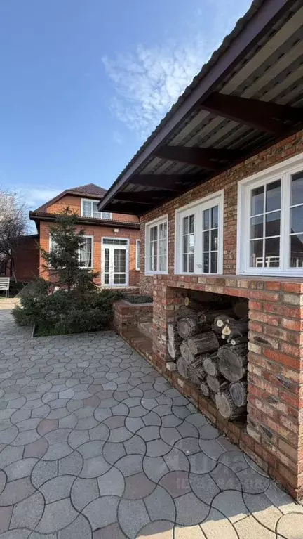 Дом в Краснодарский край, Ейский район, Кухаривское с/пос, с. ... - Фото 2