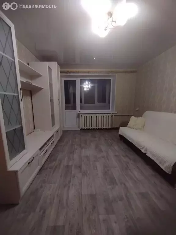 2-комнатная квартира: Стерлитамак, Коммунистическая улица, 3 (47.6 м) - Фото 1