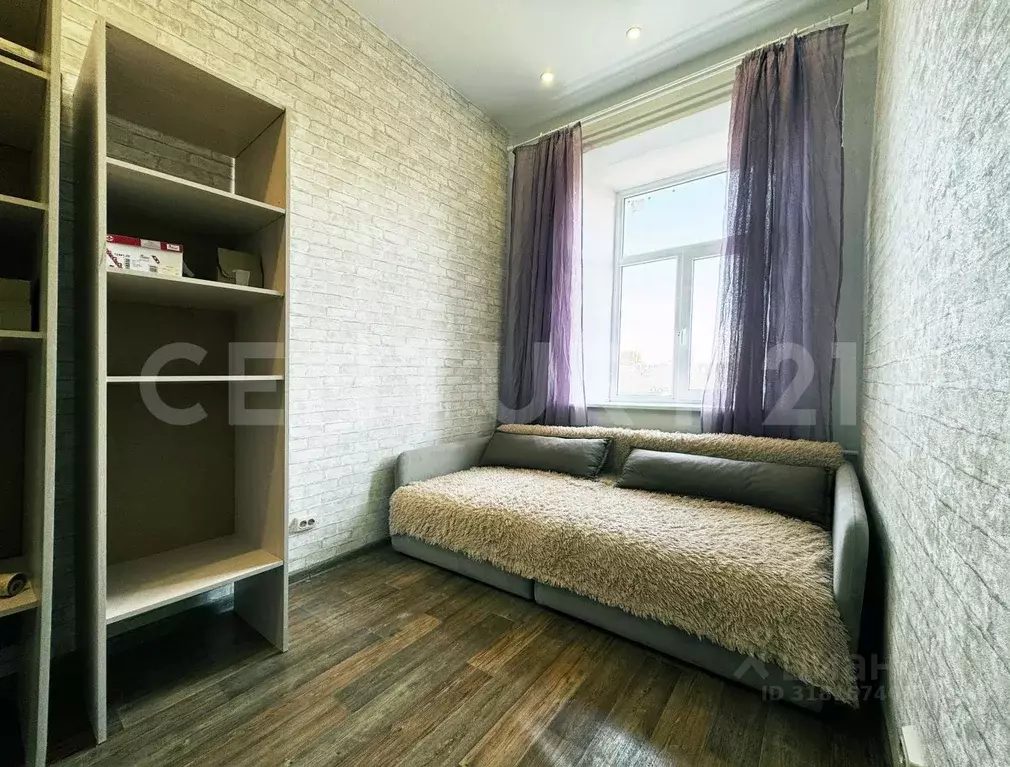 Комната Санкт-Петербург Вознесенский просп., 18 (14.6 м) - Фото 0