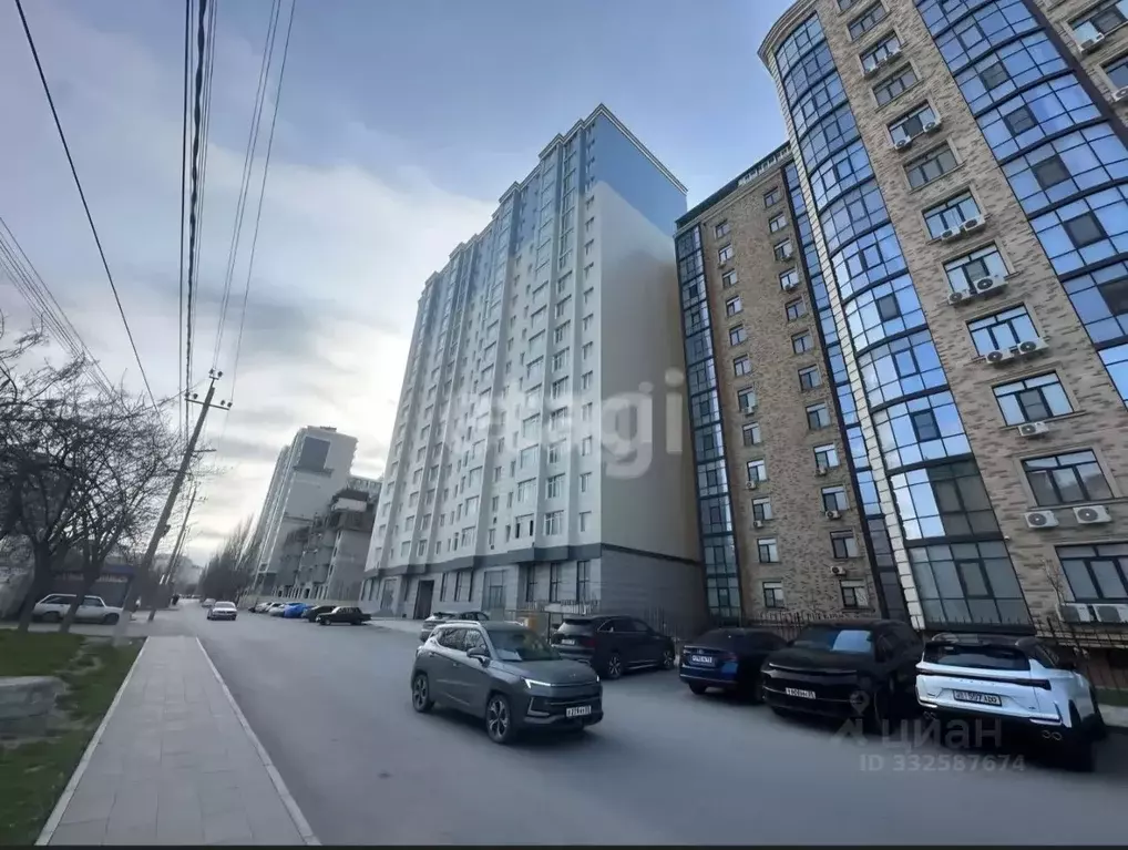 3-к кв. Дагестан, Махачкала ул. Времена Года, 7Б (115.0 м) - Фото 1