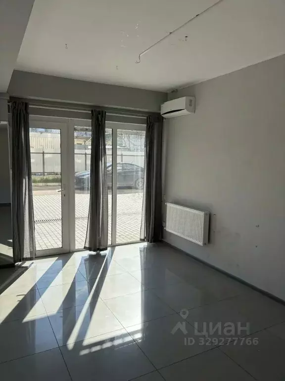 Помещение свободного назначения в Крым, Евпатория просп. Победы, 85А ... - Фото 1