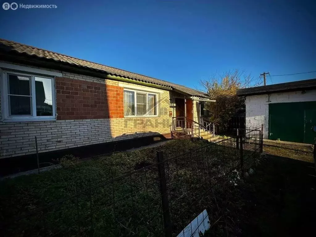 3-комнатная квартира: Малая Вишера, Пушкинская улица, 10 (63.9 м) - Фото 2