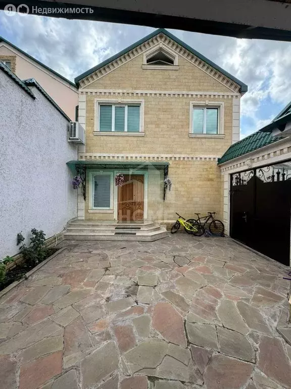 Дом в Махачкала, Северо-Осетинская улица, 131 (200 м) - Фото 0