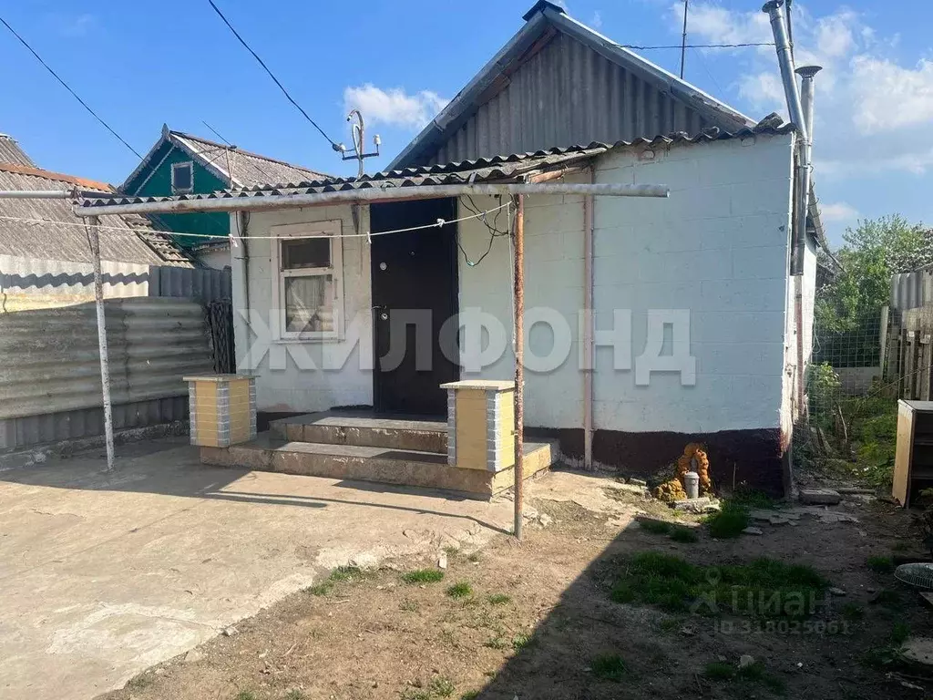 Дом в Адыгея, Тахтамукайский район, Энемское городское поселение, ... - Фото 1