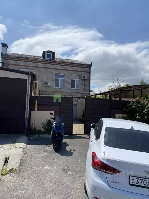 Дом в Краснодарский край, Новороссийск ул. Советов (150 м) - Фото 1