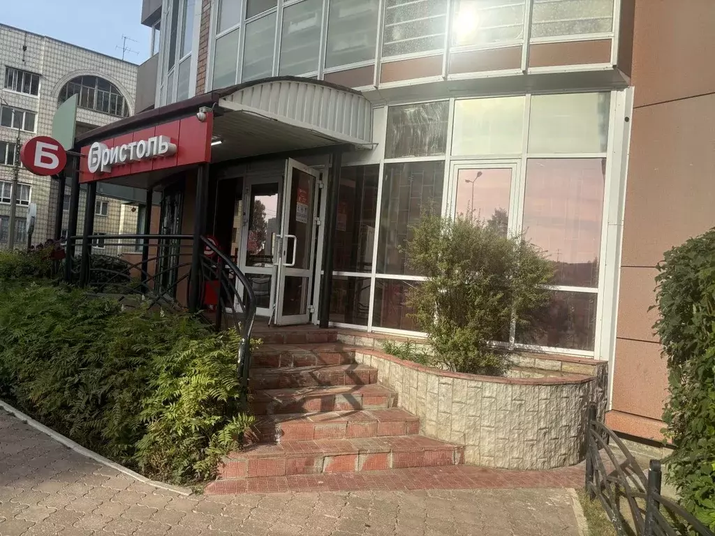 Торговая площадь в Коми, Сыктывкар ул. Карла Маркса, 111 (100 м) - Фото 1